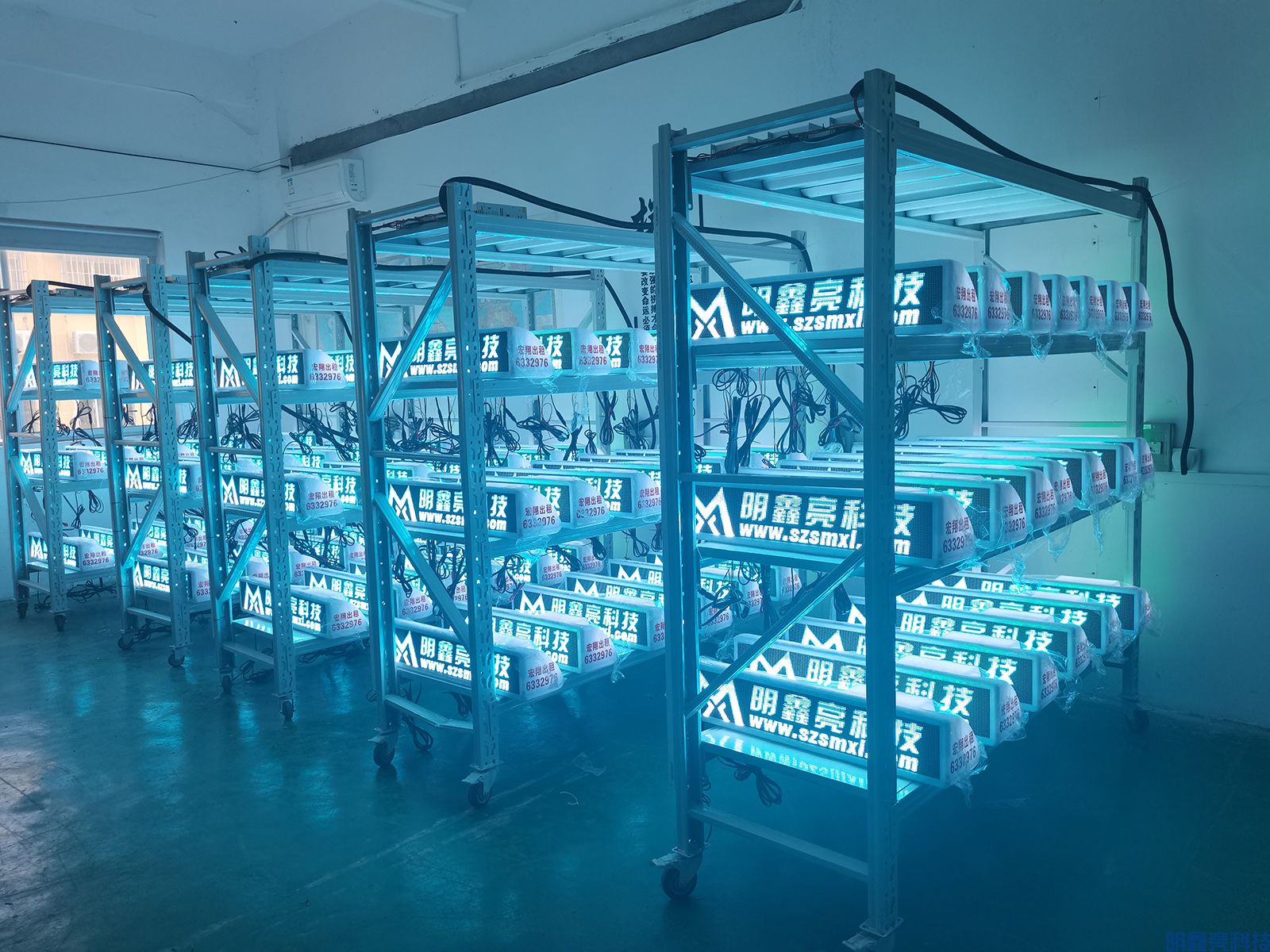 云南陆良县出租车全彩LED100台项目(图2)